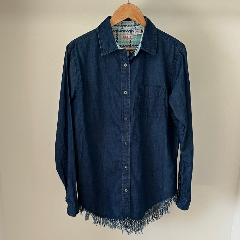 Tizzie Denim Chambray button-down‎ top with fringed hem